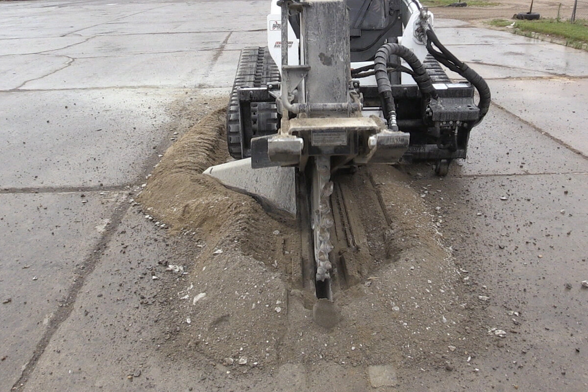 Heavy-Duty Rock Saw