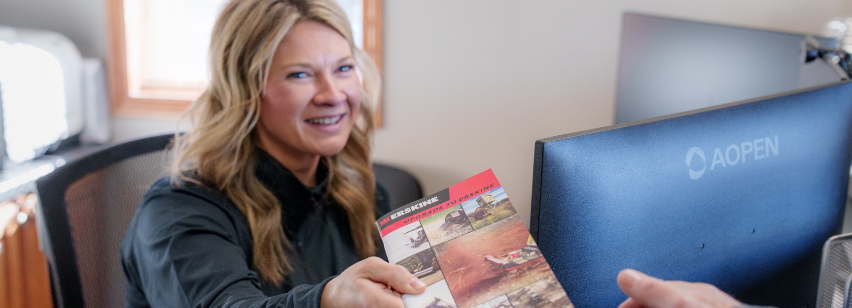 Customer Support Banner